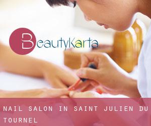 Nail Salon in Saint-Julien-du-Tournel