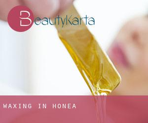 Waxing in Honea